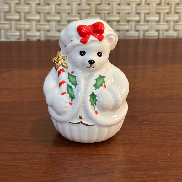 🎄🌟HP🌟VTG Lenox Holiday Bears Salt & Pepper Shakers Porcelain Hand Painted - Picture 3 of 12